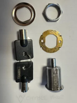 Charge Amps Aura push lock incl. key (CA001)
