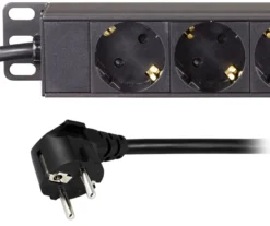 DELTACO strømskinne med 12 schuko jord (side jord), 3 meter ledning, sort