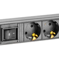 DELTACO strømskinne med 15 schuko jord (side jord), 2 meter ledning, med afbryder, sort