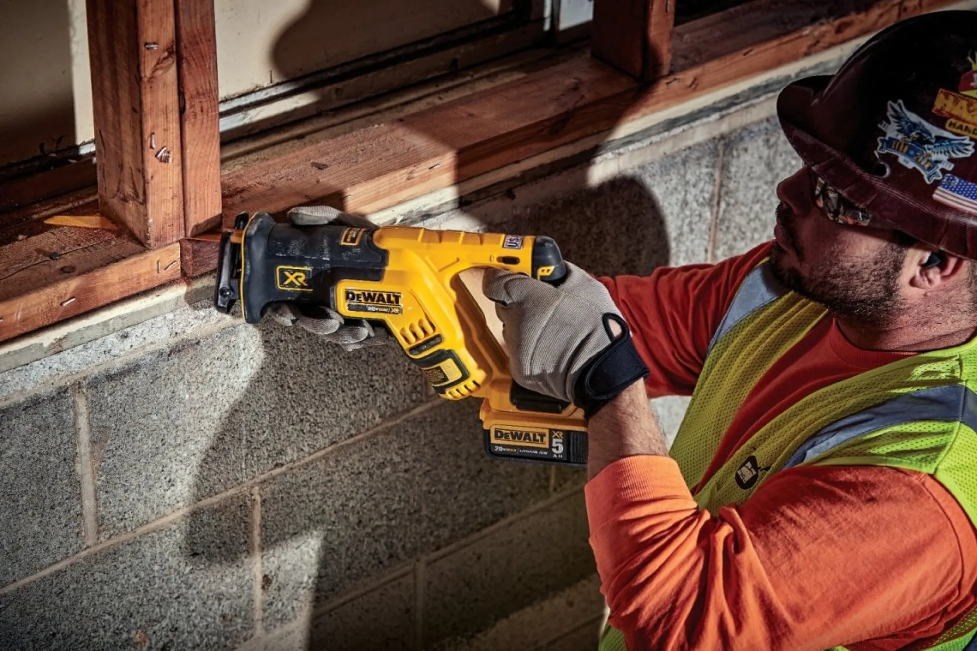 Dewalt 18V XR bajonetsav, DCS367N-XJ