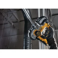 DEWALT 18V XR båndsav DCS377NT, kompakt