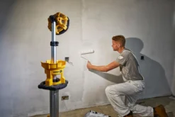DEWALT 18 V XR LED-arbejdslampe DCL079-XJ