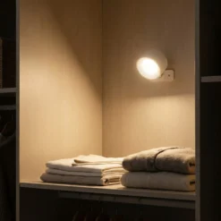 Genopladelig væglampe CCT, 4,5W, rund, 360° roterbar, inde/ude, IP54, inkl. lyskilde