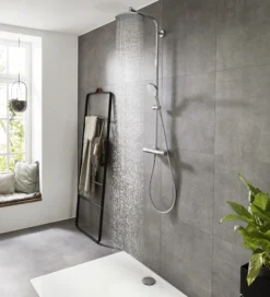 Hansgrohe Crometta S 240 1jet Showerpipe med termostat, krom