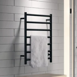 Håndklædetørrer i mat sort m. stikprop, 500 x 689 mm, rusfrit stål - Smedbo