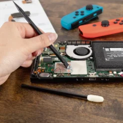 iFixit Precision Cleaning Kit, rengøringssæt