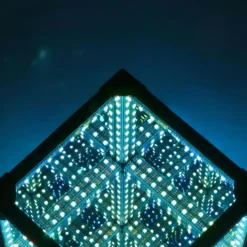 Infinity Cube RGBIC, 3D lys effekt, bordlampe, inkl. fjernbetjening, USB tilslutning
