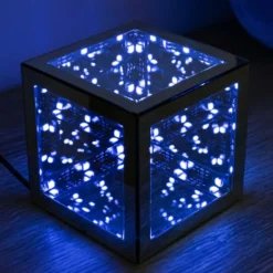 Infinity Cube RGBIC, 3D lys effekt, bordlampe, inkl. fjernbetjening, USB tilslutning
