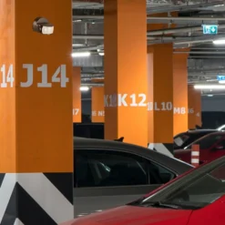 Infrarød bevægelsessensor, IP65 udendørs, sort, 180°/360° detektering, max 600W LED