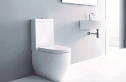 Lavabo Flo gulvstående toilet med cisterne u/sæde
