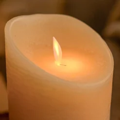 LED bloklys med bevægelig flamme, hvid, Ø10 cm, 3 stk, inkl. fjernbetjening og timer, ægte stearin