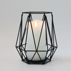 LED bloklys med flammeeffekt, hvid, 15 cm høj, Ø7,5 cm, fjernbetjening, timer, ægte stearin