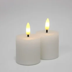 LED bloklys med flammeeffekt, hvid, 2 stk, ægte stearin, 5x5 cm
