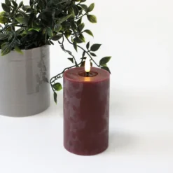 LED bloklys med smelte-look og flammeeffekt, bordeauxrød, 12,5 cm høj, Ø7,5 cm, fjernbetjening