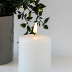LED bloklys med smeltet look og flammeeffekt, 10 cm, Ø7,5 cm, inkl. fjernbetjening