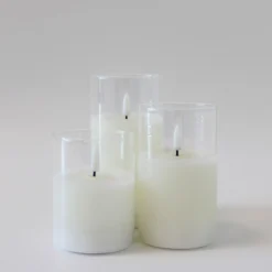 LED bloklys sæt i glas med flammeeffekt, 3 stk - Inkl. fjernbetjening og timer, højde 10/12,5/15 cm, ægte stearin