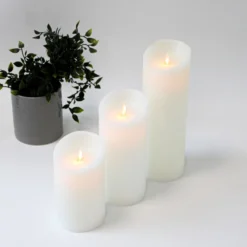 LED bloklys XL, 3 stk, Ø10 cm, 17,5/22,5/30 cm høj, bevægelig flamme, hvid - Inkl. fjernbetjening og timer, ægte stearin