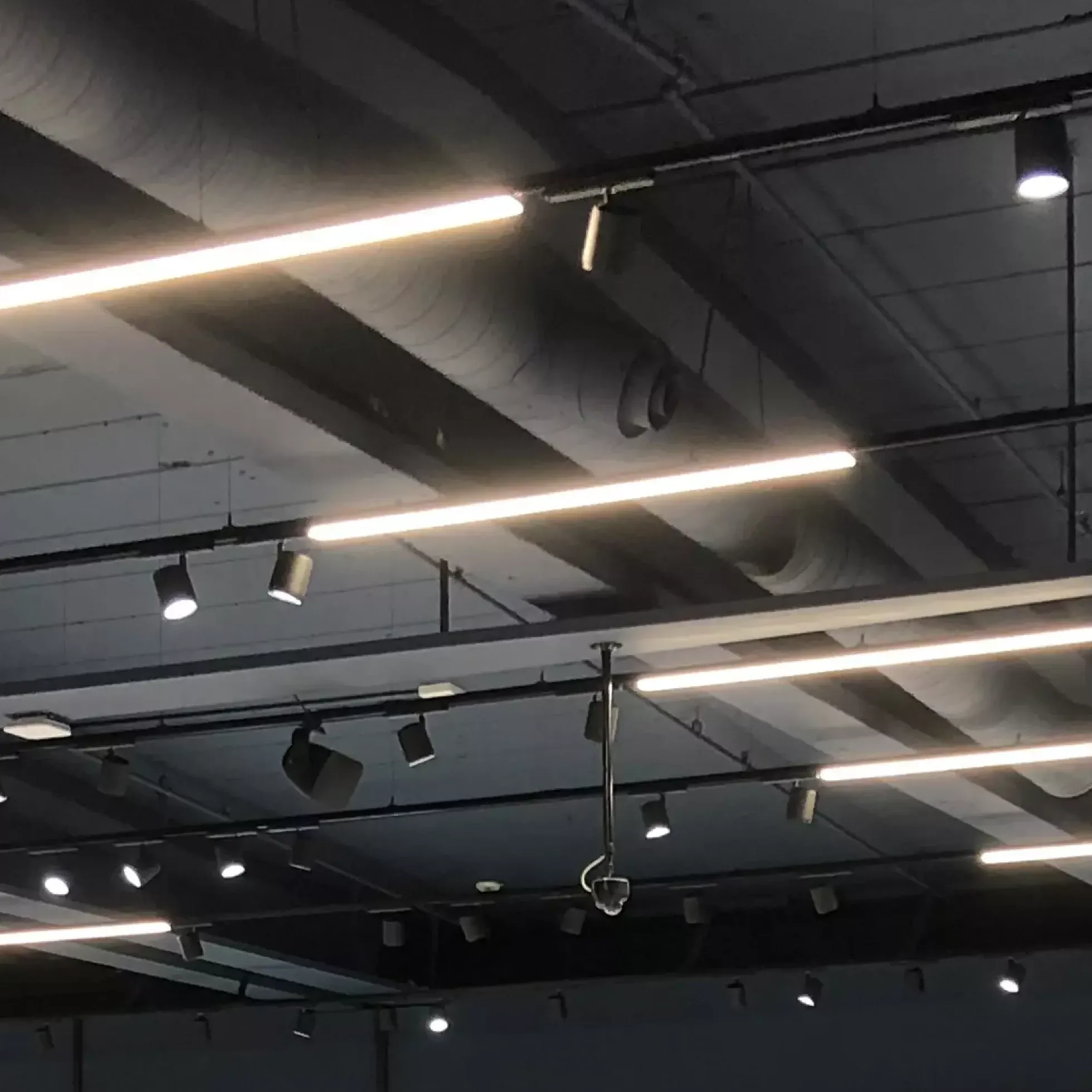 Ledpro T-Line LED skinnearmatur, 3-faset GB, 50W, ≥7500lm