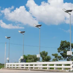 LED Solargadelampe - 6500K, 3.2V, 75Ah, LiFePO4-batteri, IP65 beskyttelse