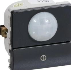LK FUGA® – PIR 10A bevægelsessensor med 90° dækningsvinkel, 230Vac / 50Hz, 1 modul