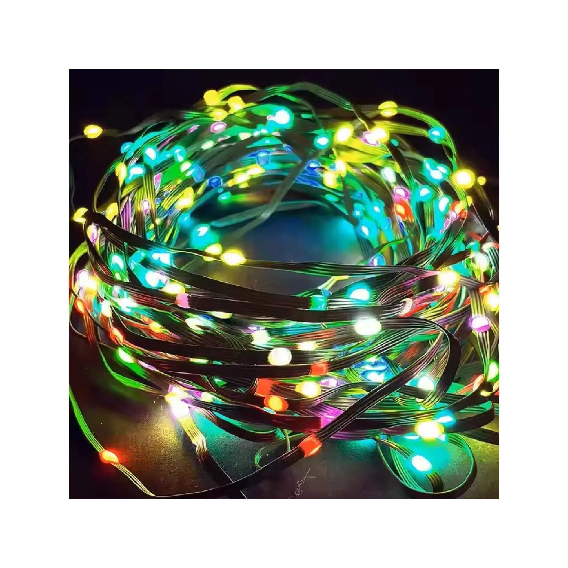 5 meter RGBIC LED lyskæde med 50 LED, grøn ledning, fjernbetjening og bluetooth - 5V DC USB