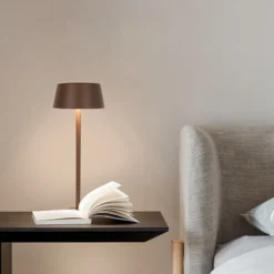 Opladelig LED bordlampe, brun, touch dæmpbar, IP54, 3000K, 3W - Dæmpbar