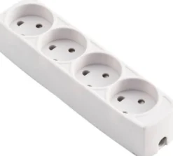 Stikdåse, 4 udtag, u/jord, hvid