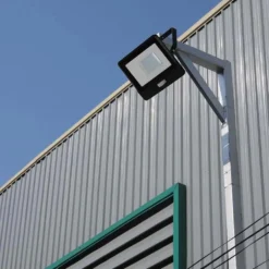 20W LED projektør, SMD, Samsung LED chip, ikke dæmpbar, sort hus, neutral hvid (4000K), IP65